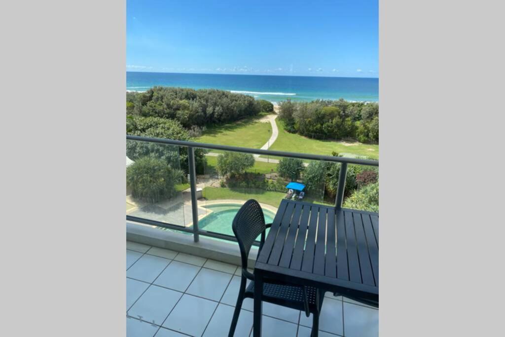 ماركولا Ocean Bliss - Top Floor Beachfront Studio With Amazing Views ! المظهر الخارجي الصورة